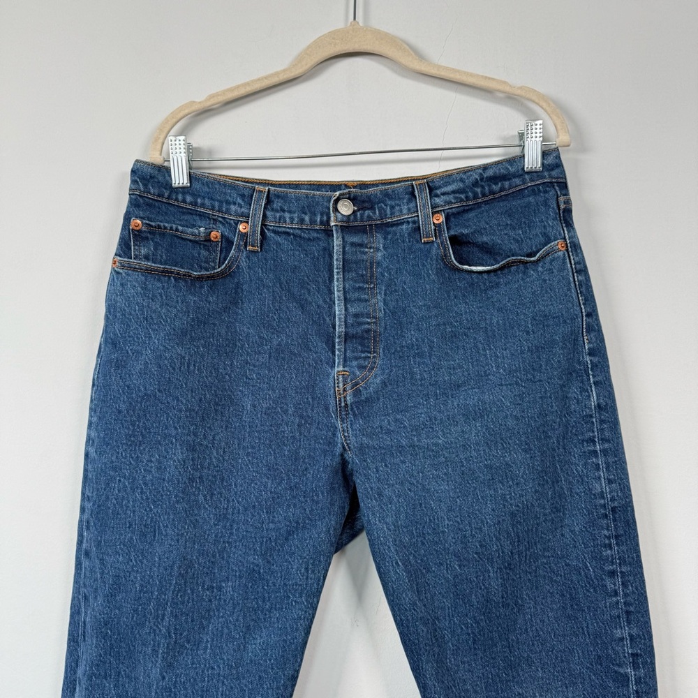 Women’s Levi’s Wedgie Straight Jeans, Size 32 - Picture 2 of 13